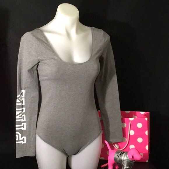 🩶 PINK Victoria's Secret Gray Long Sleeve Bodysuit - Picture 1 of 3